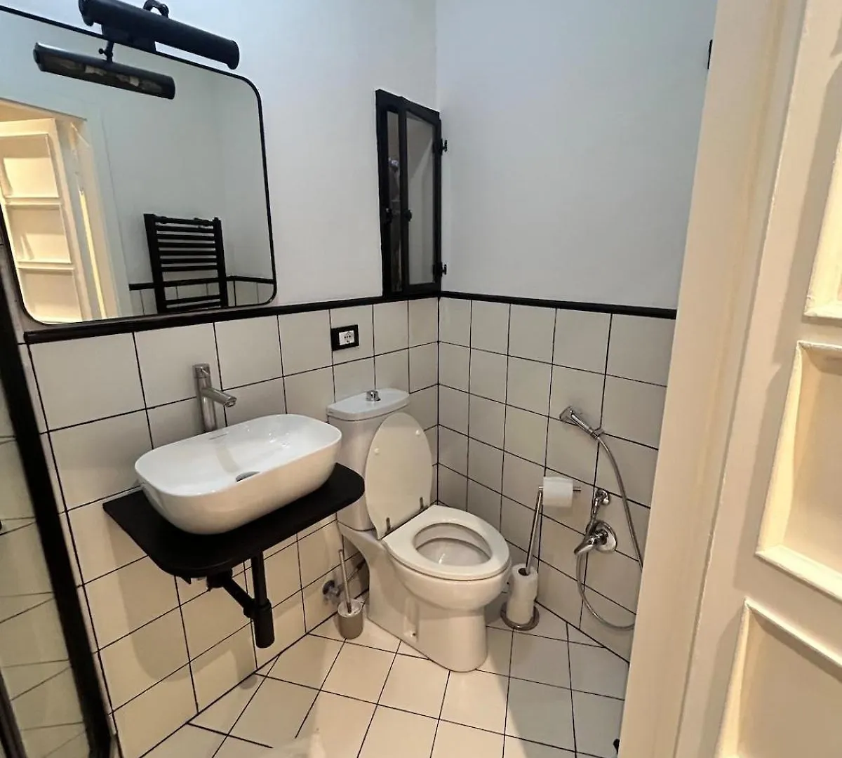 #Modern Artist# Apartamento Florença 0*,